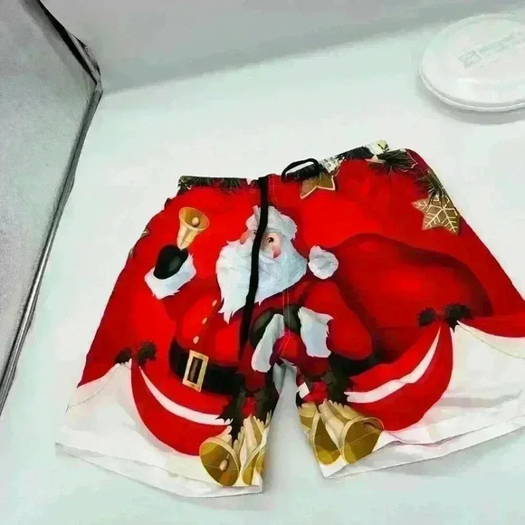 Santa Claus swimming trunks show off your Christmas spirit this year - Picture 2 of 5